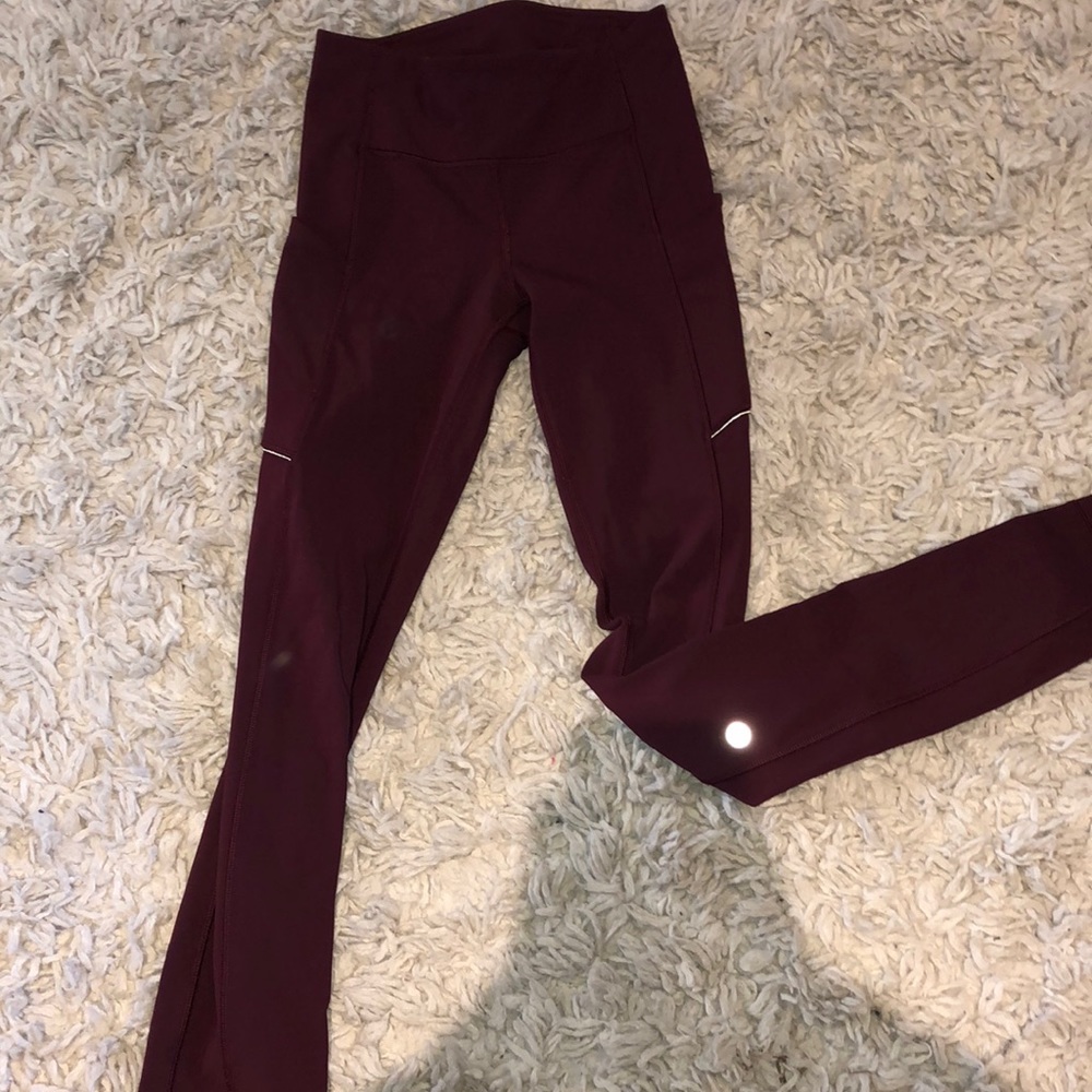 LuluLemon maroon leggings